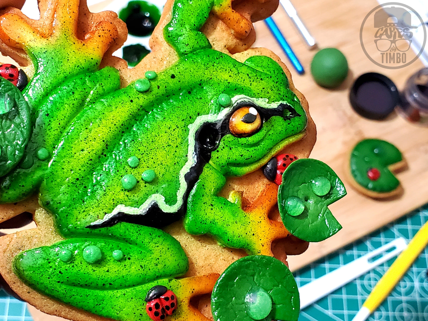 Green Tree Frog Cookie Coloring (Facebook Workshop)